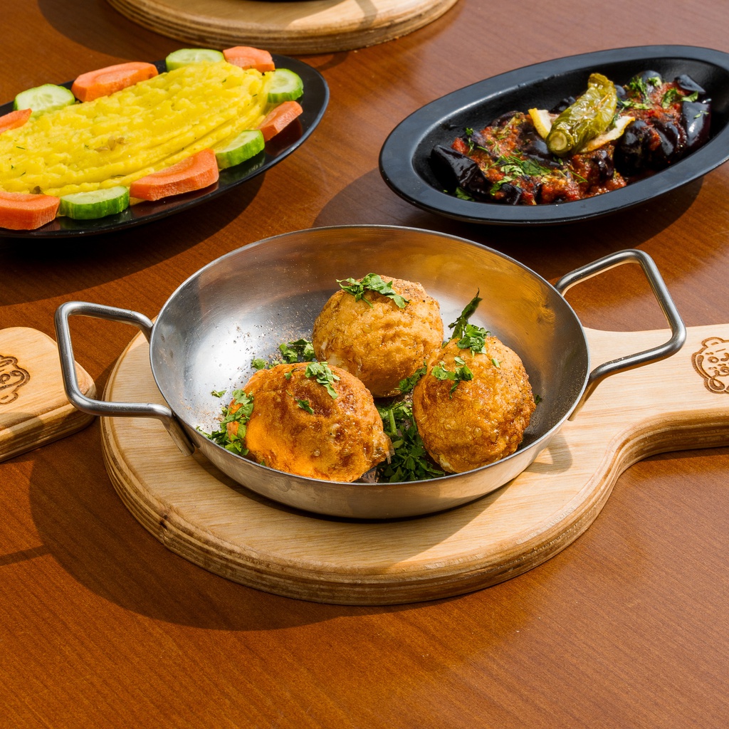 بيض مدحرج بالسمنة